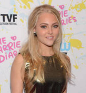 Annasophia Robb Pussy - AnnaSophia Robb - Page 4 - Actresses - Bellazon