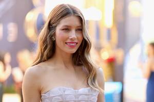 jessica biel ass anal - Jessica Biel's fave yoga poses are hip-openers to combat tightness |  Well+Good | Bloglovin'