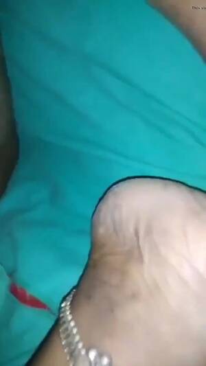 indian pussy voyeur - Ind voyeur: Aunty Pussy in sleeping - ThisVid.com