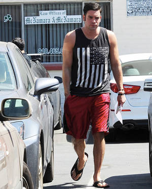 Glee Porn Captions Sex Toys - Mark Salling dead Glee actor dies pleading guilty child pornography  possession Puck Noah