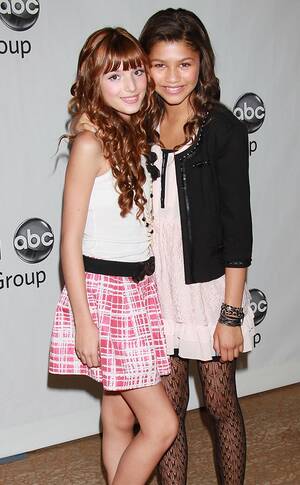 Bella Thorne And Zendaya Porn - Inside Bella Thorne and Former Disney Co-Star Zendaya's Past Feud
