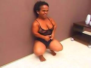 Black Brazilian Mature Midget Fucked Good - Oldies Name - Midget Vids, Page 1