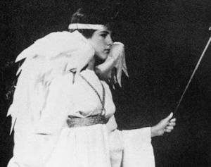 Jennifer Aniston 3d Demon Sex Slave - (1988-1989) Jennifer during the stage production of 'For Dear Life'