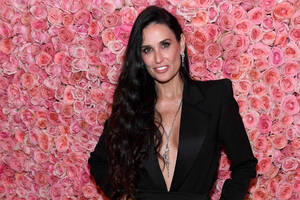 Demi Moore Nude Porn - Demi Moore, 56, poses nude for Harper's Bazaar cover