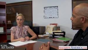 Blonde Secretary Black Boss Porn - Blonde secretary fucked by the black boss ~ 24xxx.Porn