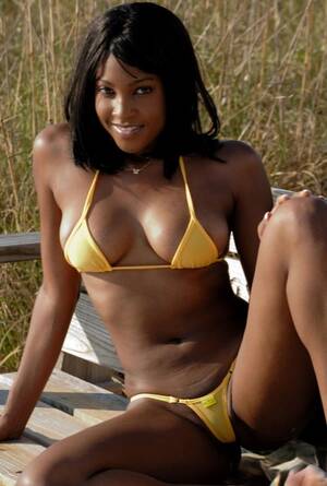 ebony beach thong - Ebony Bikini Porn Pics - PornPics.com