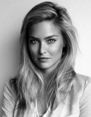 black and white beauty - White Image, Portraits, Suit, Faces, Van, Pretty, Photography, Black White  Photos, Models