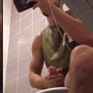 caught wanking - Another hung guy caught wanking in a restroom - Gay Porn Blog Network -  Nude Men Posted Free Daily