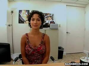 curly haired milf blowjob - MILF With Short Curly Hair Gives Epic Blowjob And Fucks Amazingly :  XXXBunker.com Porn Tube