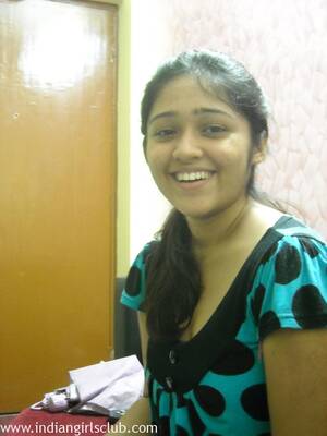 indian girls mms - Hot Indian Girl Rituparna Big Boobs Nude Leaked MMS Photos - Indian Sex