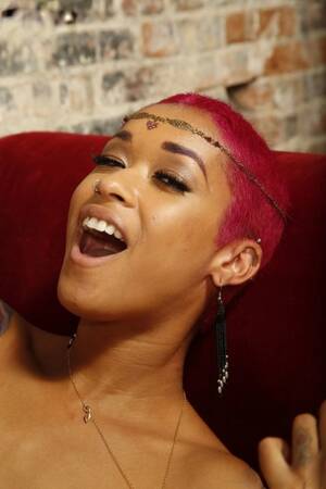 ebony orgasm face - Black Orgasm Face Porn Pics & Naked Photos - PornPics.com