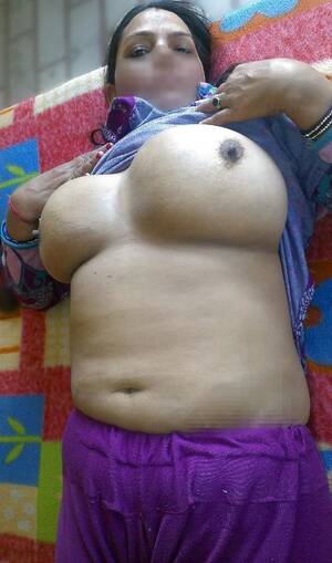 chubby indian gallery - Indian chubby bhabhi nudes gallery - 50 total sex bombs