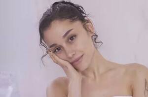 Ariana Grande Victoria Justice Dildo Porn - La foto de Ariana Grande sin maquillaje y con el pelo al natural que  sorprendiÃ³ a todos - LA NACION