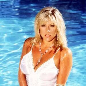 Did A Movie Ever Do Porn Samantha Fox - Sam Fox to wed 'beautiful' girlfriend of six years tomorrow in 'glorious'  ceremony - Mirror Online