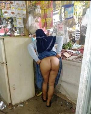 Hijabi Porn Beurette - Arab Beurette Hijab Porn Pics - PICTOA