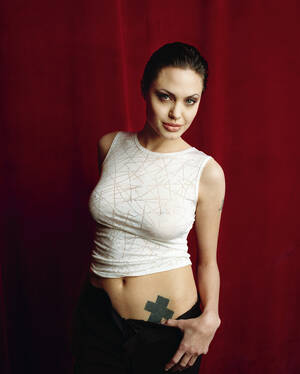 Angelina Jolie Big Tits - Angelina Jolie from the 90s : r/OldSchoolCool