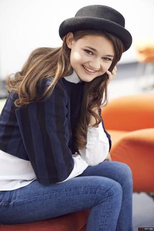 Ciara Bravo 19 Years Old Porn - CIARA BRAVO - Red Band Society Promos