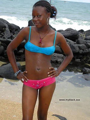 black xxx facebook - Non-nude ebony gfs from social network as a FaceBook or MySpace. Original  image #1 @ BlackFuck