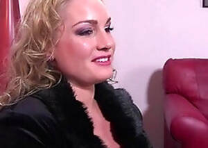 flower tucci demonstrates - Flower Tucci Porn