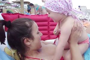 candid beach nip slip - Smart baby girl pull up bikini bra to reveal her mom nipple