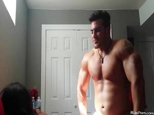 Amateur Bodybuilder Fuck - 