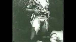 1940s Xvideos - voyeur en el bosque