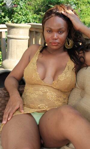Black Tranny Porn - Black Tranny Porn Pics - PornPics.com