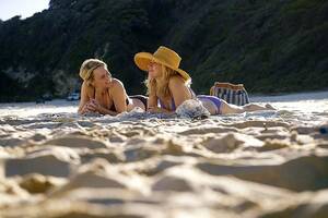 Naomi Watts Porn Xxx - Kissing Mommies: \