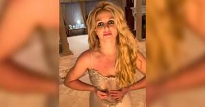 Britney Smith Porn - Britney Spears Shares Wild NSFW Snap To Instagram: 'I Like To Suck'