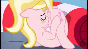 Mlp Porn Lesbian Tongue - Bubblegum Kiss Masturbation - XVIDEOS.COM