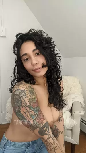 ebony freckles nude - Do you like half black girls with nose freckles nude porn picture | Nudeporn .org