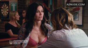 Cougar Town Porn Scene - COUGAR TOWN NUDE SCENES - AZNude