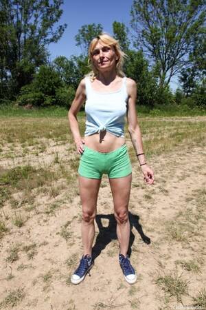 mature prostitute - Mature Prostitute Porn Pics & Naked Photos - PornPics.com