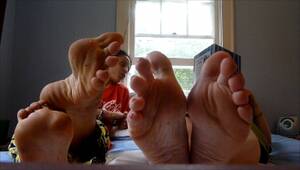 My Moms Sexy Feet - Foot Fetish Forum: Ms.Pepper back from vacation with mom! (Oh yes got my mom  to pose)