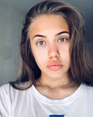 dick sucking lips - Definition of Dick Sucking Lips Porn Pic - EPORNER