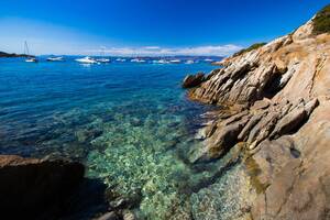 europe nude beach movies - Secret paradise: Europe's only nudist island, Le Levant - Itinera-magica.com