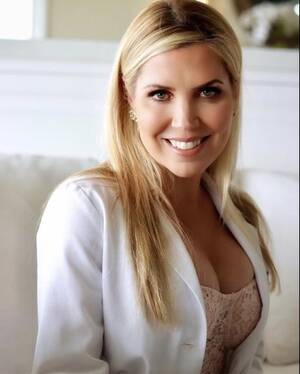 cute plumper elisha jade tumblr - THE NEW â€œORANGE COUNTY HOUSEWIFEâ€ IS MORE THAN A DOCTOR â€“ Janet Charlton's  Hollywood, Celebrity Gossip and Rumors