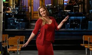 Amy Schumer Lesbian - Saturday Night Live: Amy Schumer lesbian sketch is mother of all misfires |  Saturday Night Live | The Guardian