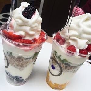 Frozen Treats Porn - food pornðŸ˜ #smoojo #frozenyoghurt #muesli #fruit
