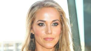 Elizabeth Berkley Porn Star - The Steamy Drama That Ruined Elizabeth Berkley's Career