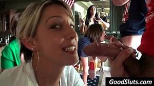 blowjob audience - cheerleader blowjob in public - XVIDEOS.COM