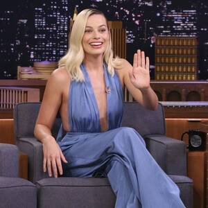 Celebrities That Have Been In Porn - Celebrities First Jobs - What Celebs Did Before They Were Famous