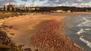 bondi beach topless video - Bondi Briefly Turned Into a Nude Beach for Photographer Spencer Tunick's  Latest Mass Installation - Concrete Playground