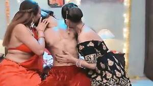 indian chick threesome - Indian Threesome Porn @ Dino Tube