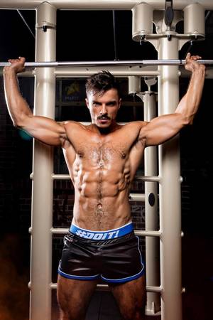 Joan Aussie Porn - Hot Muscle Hunks For Joan Crisol And #DOiT! Underwear