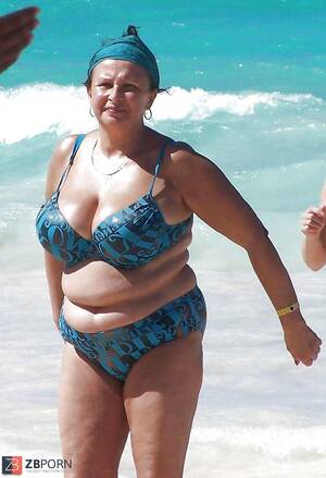 Granny Bikini Porn - Scorching swimsuit granny plumper. +1 -1