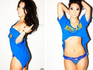 Asa Akira Feet Porn Stars - Porn Star Asa Akira Explains Foot Fetishes, â€‹Cunnilingus, and What It's  Like to Date When You Do Porn