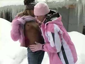 Lesbian Snow Porn - Lesbians Having Fun In The Snow - Zuzana Z - EPORNER