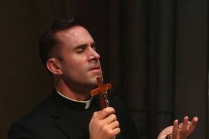 chloe james masturbation - American Horror Story Recap: Laughing All the Way to the Mossy Bank