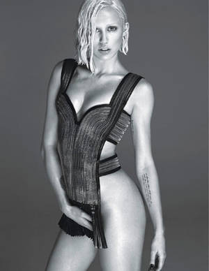 Miley Cyrus Black Porn - miley-cyrus-dress